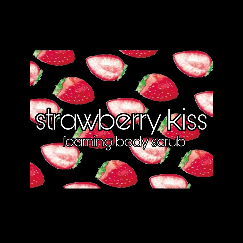 Strawberry kiss foaming body scrub 💋🍓💎 handmade product